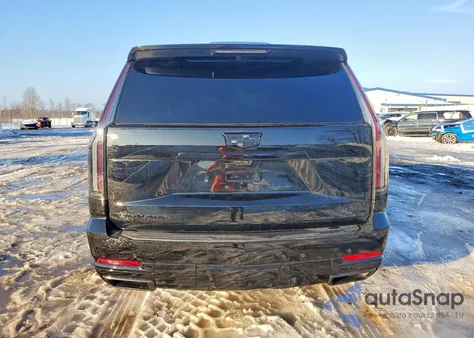 2025 Cadillac Escalade Sport z USA, uszkodzony, nr VIN 1GYS9ERL0SR272341